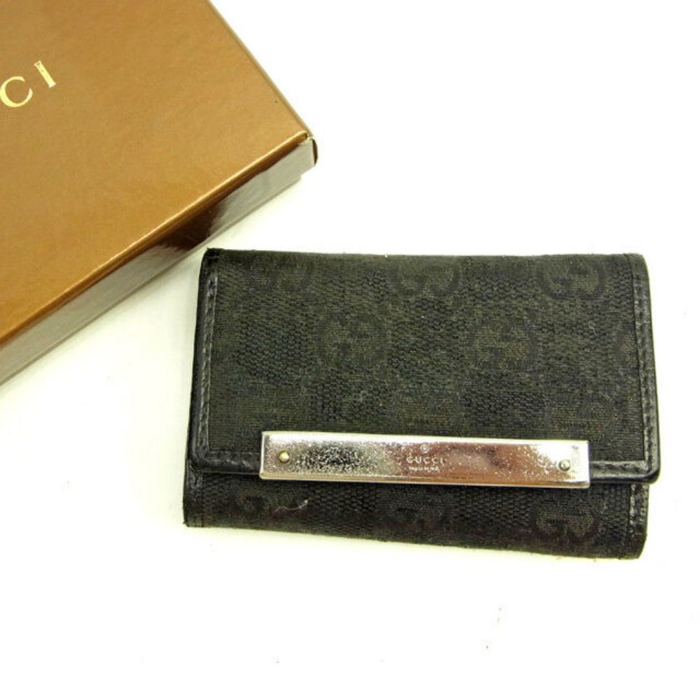 Authentic Gucci Key holder Key case GG Black Silver Woman